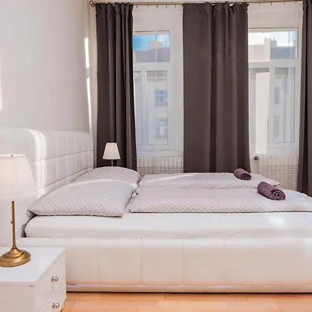 Apartmán 5 Bob's - 2 Bedrooms With King Size Beds *