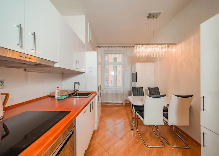 5 Bob's - 2 Bedrooms With King Size Beds Lejlighed